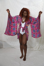 Load image into Gallery viewer, Dreamcatcher Kimono Short Bubble Gum
