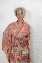 Load image into Gallery viewer, Dreamcatcher Kimono Short Jordan
