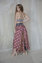 Load image into Gallery viewer, Dreamcatcher Pants Coma
