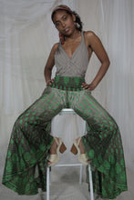 Load image into Gallery viewer, Dreamcatcher Pants Green Goddess
