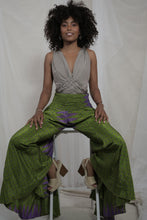 Load image into Gallery viewer, Dreamcatcher Pants Greens
