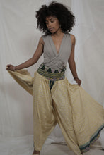Load image into Gallery viewer, Dreamcatcher Pants Madagasgar
