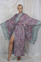 Load image into Gallery viewer, Dreamcatcher Kimono Paisley XL
