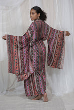 Load image into Gallery viewer, Dreamcatcher Kimono Long Pinkish
